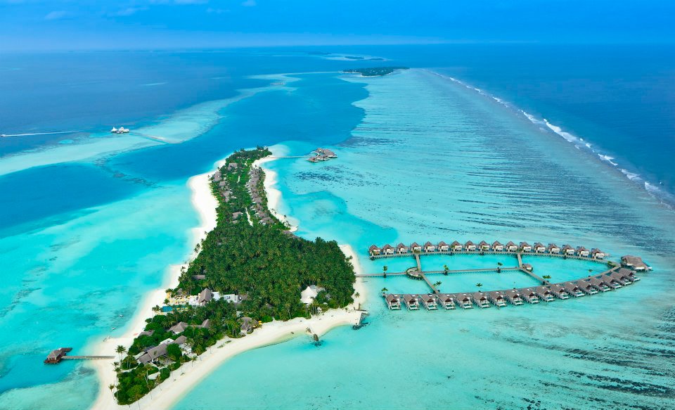 Maldives is the ideal destination to visit for Honeymoon